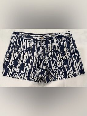 LOFT Women’s Navy and White Printed Cotton Shorts